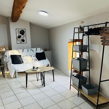 Studios A Valence, Drome Валанс Екстериор снимка